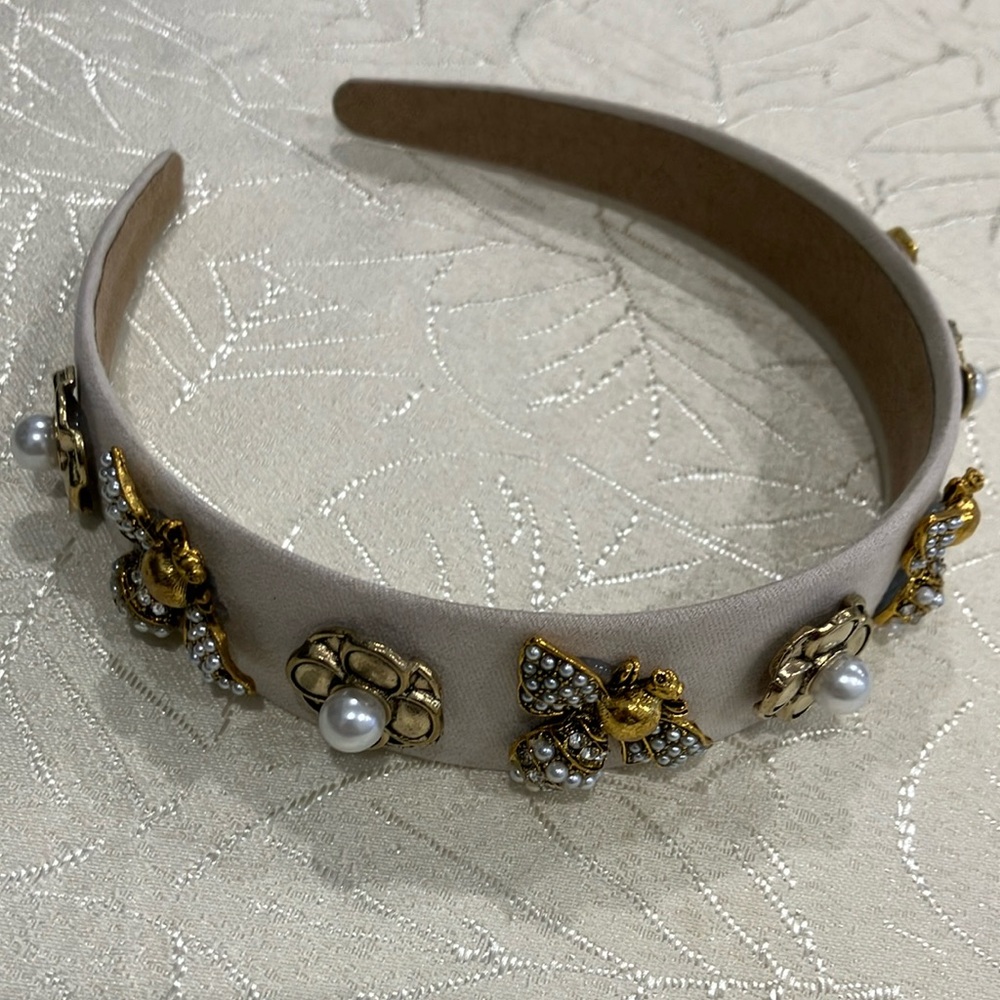 Elegant Gold and Cream Embellished Headband
